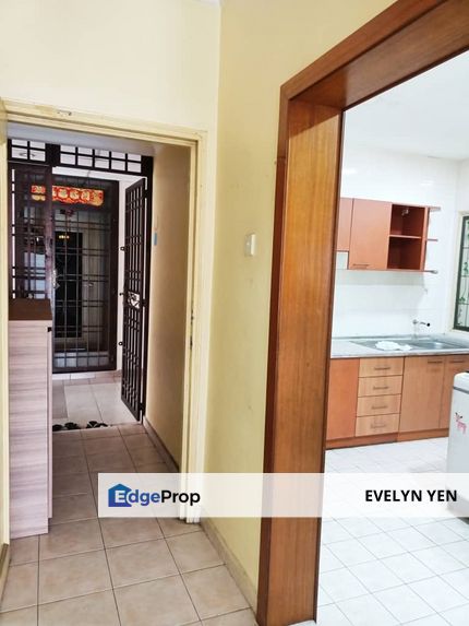 Near by Permas Jaya @ Apartment @ Fully Furnished @ Freehold., Johor, Plentong