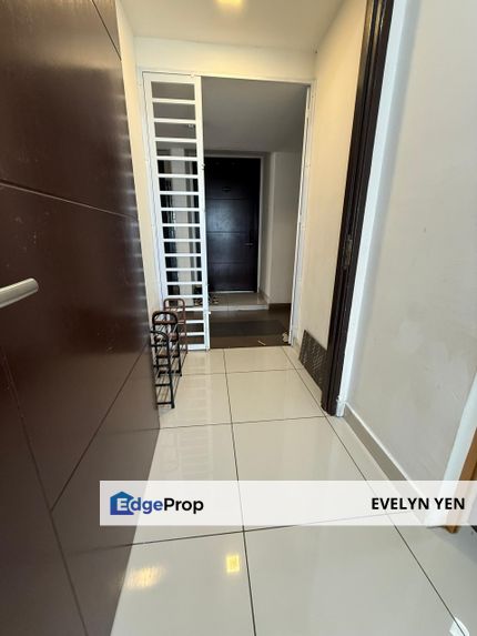 Taman Daya @ KSL Residences @ Studio , Fully Furnished., Johor, Johor Bahru