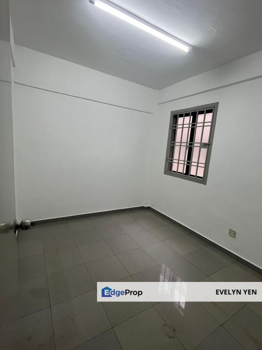 Bandar Seri Alam @ Sri Delima Apartment @ Freehold., Johor, Masai