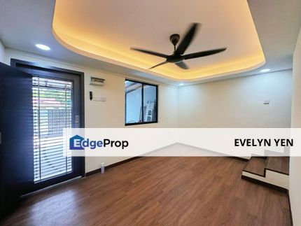 Taman Megah Ria @ Double Storey Low Cost Terrace House , End Lot @ Freehold / Unblock View / Fully Renovated., Johor, Masai