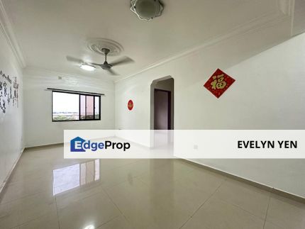 Pelangi Indah @ Flat / Medium Floor / Gated & Guarded., Johor, Johor Bahru