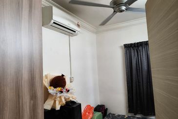 Prima Regency (Savoy Court)