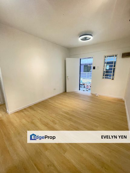 Taman Plentong @ Flat / Fully Renovated., Johor, Pasir Gudang