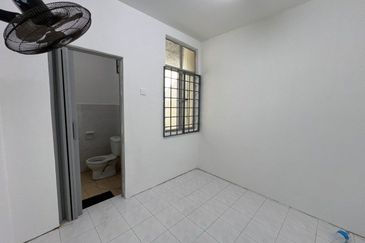Summer Park Townhouse (Pangsapuri Alam Jaya), Bandar Baru Seri Alam
