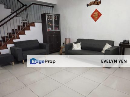 Taman Daya @ 2-Storey Terrace House / Partial Furnished., Johor, Johor Bahru