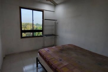 Sri Lanang Flat (Rumah Pangsa Sri Lanang)