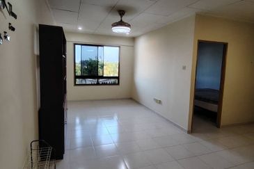 Sri Lanang Flat (Rumah Pangsa Sri Lanang)