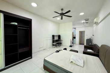 Akademik Suite @ Mount Austin