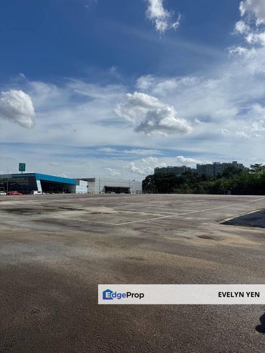 Sri Plentong Commercial Land /With Shelter /More Than 200 Parking Lots., Johor, Johor Bahru