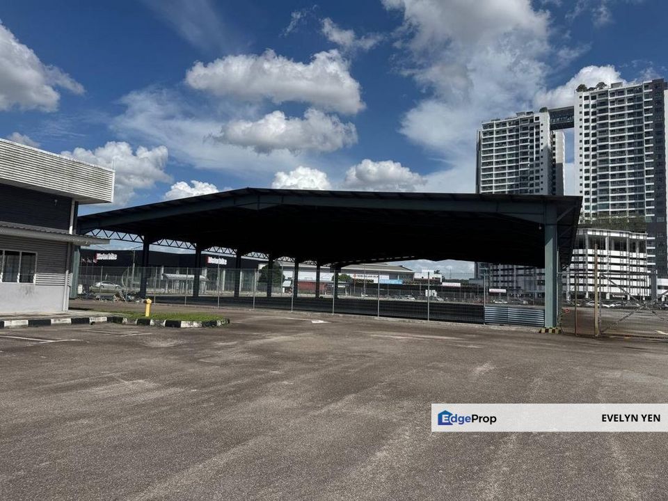 Sri Plentong Commercial Land /With Shelter /More Than 200 Parking Lots., Johor, Johor Bahru