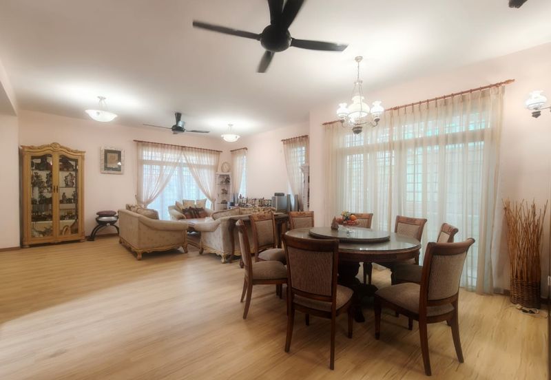 Taman Austin Heights