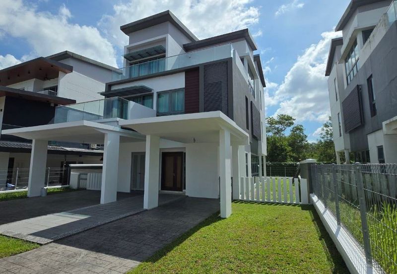 Sunway Lenang Heights