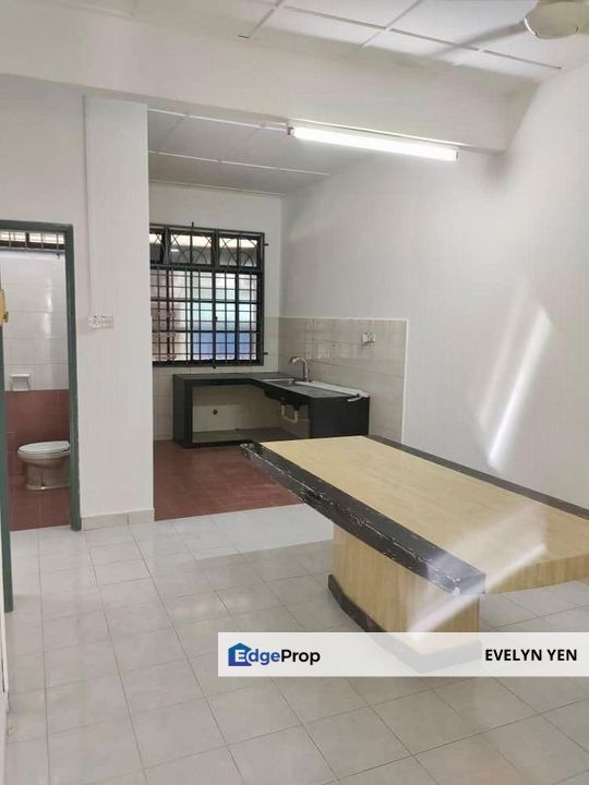 Taman Rinting, Single Storey Terrace House, Freehold., Johor, Masai