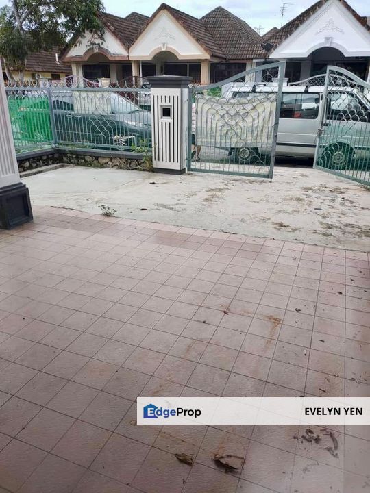 Taman Rinting, Single Storey Terrace House, Freehold., Johor, Masai
