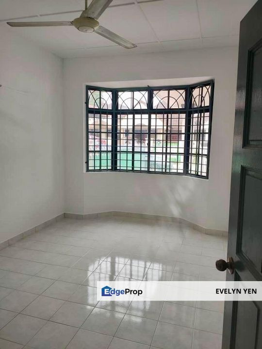 Taman Rinting, Single Storey Terrace House, Freehold., Johor, Masai