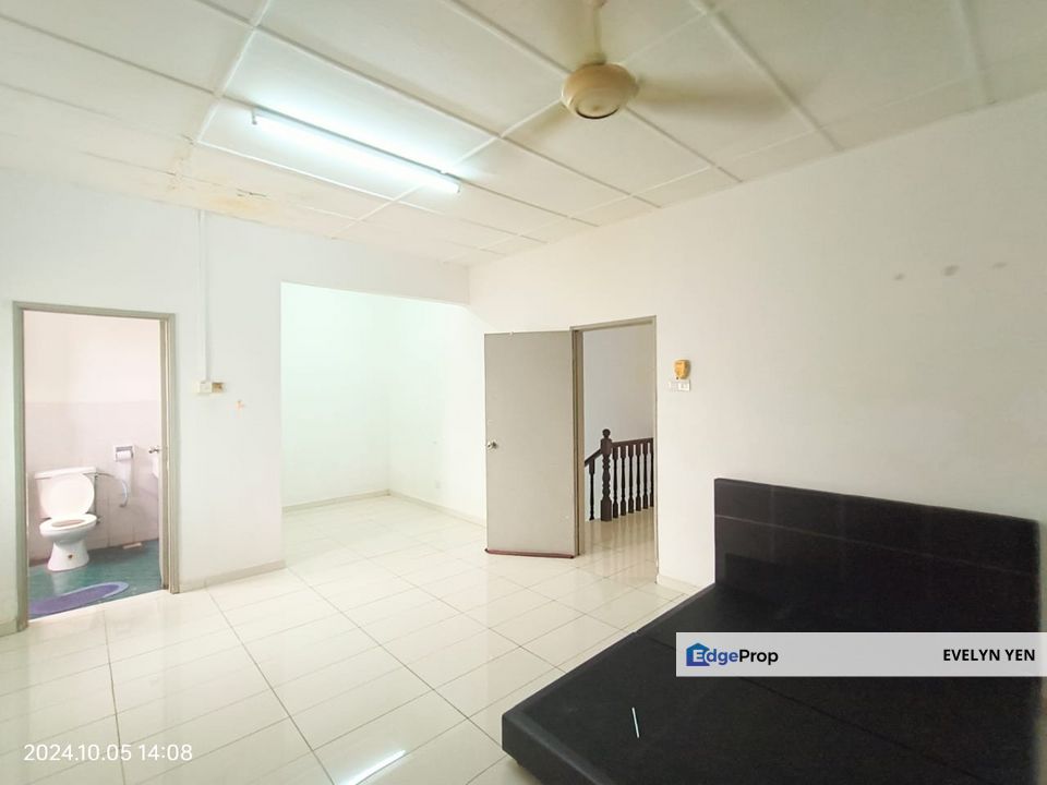 Taman Kota Masai , 2-Storey Semi-D, 4 Bedroom / 3 Bathroom ,Freehold ,Gated & Guarded., Johor, Pasir Gudang