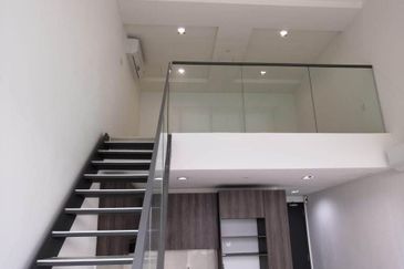 The Square @ One City