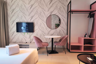 Paxtonz @ Empire City, Damansara Perdana