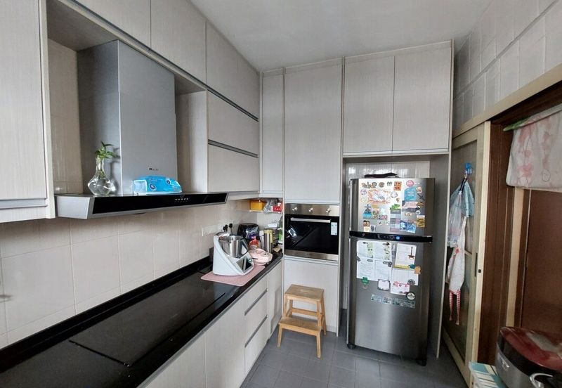 Mutiara Oriental Condominium