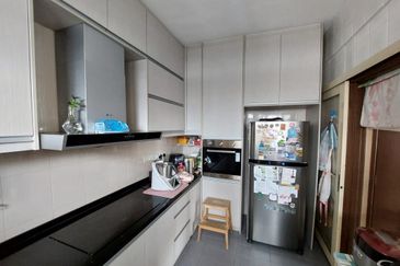 Mutiara Oriental Condominium