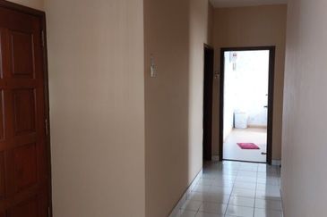 Mutiara Oriental Condominium