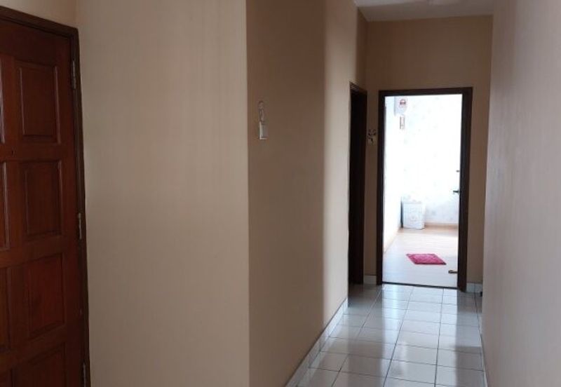 Mutiara Oriental Condominium