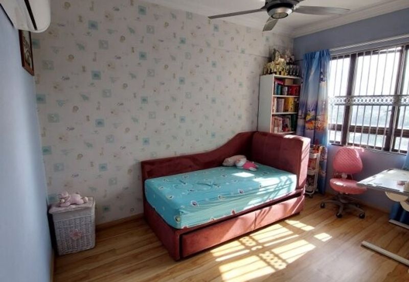 Mutiara Oriental Condominium