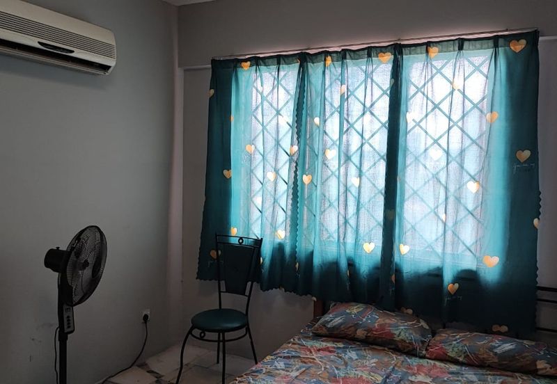 Kondominium Gurney Heights