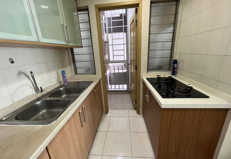 E-Tiara Serviced Apartment