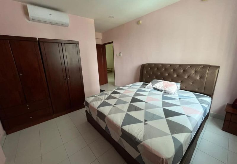 E-Tiara Serviced Apartment