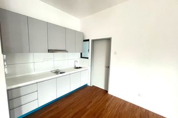 The Trees, Bukit Lanjan