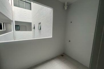 The Trees, Bukit Lanjan