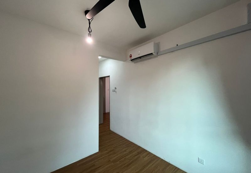 The Trees, Bukit Lanjan