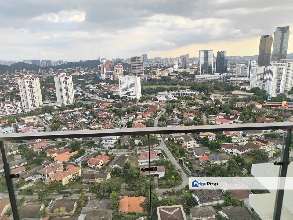 Best Rent PJ Mid Town  Strategic location  Near Lrt, Selangor, Petaling Jaya