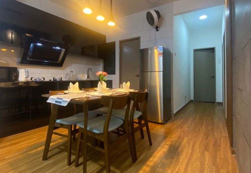 The Trees, Bukit Lanjan