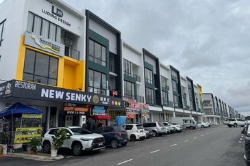 Crest @ Austin Emerald 2