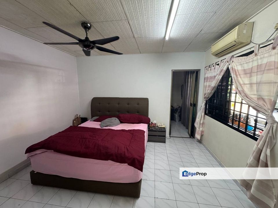 Taman Sri Pulai Corner single storey house near skudai Full loan, Johor, Skudai