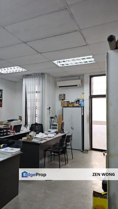 Jalan Wira Taman Tan Sri Yaacob skudai semi d factory near nusa bestari, Johor, Skudai