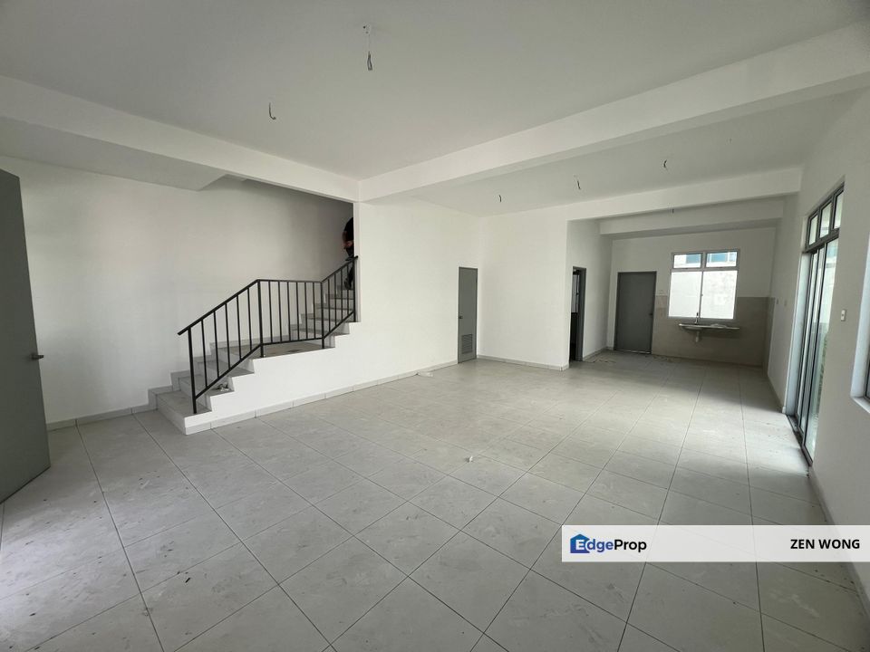 Taman Pulai Mutiara @ Scientex Pulai , cluster Lavender 32x70 for sale Full loan, Johor, 