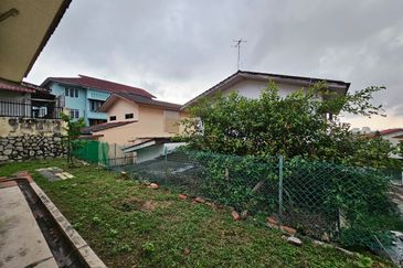 Taman Yulek , Cheras , bukit segar , KL