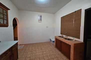 Taman Yulek , Cheras , bukit segar , KL