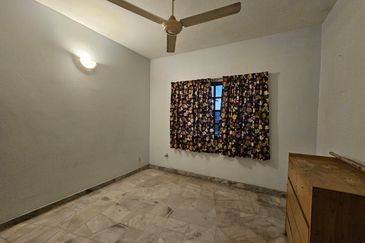 Taman Yulek , Cheras , bukit segar , KL