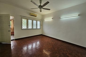 Taman Yulek , Cheras , bukit segar , KL