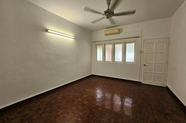 Taman Yulek , Cheras , bukit segar , KL