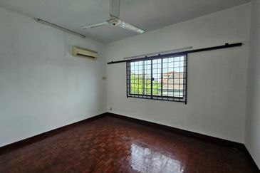 Taman Yulek , Cheras , bukit segar , KL