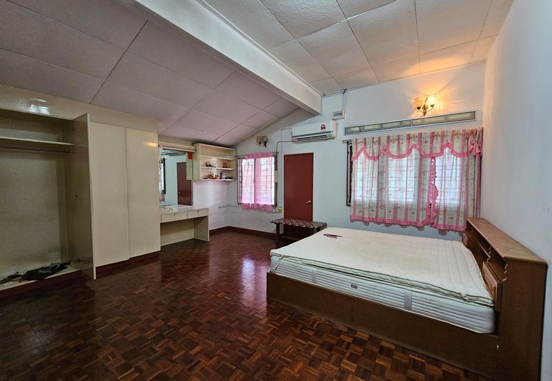 Taman Yulek , Cheras , bukit segar , KL