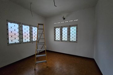 Taman Yulek , Cheras , bukit segar , KL