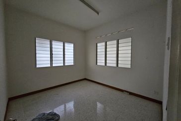 Taman Yulek , Cheras , bukit segar , KL