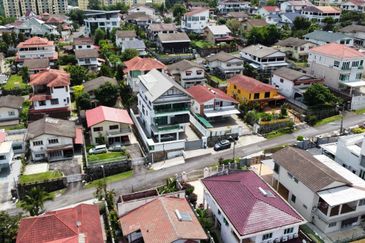 Taman Yulek , Cheras , bukit segar , KL