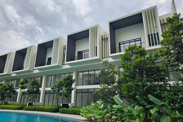 Alstonia Hilltop Homes